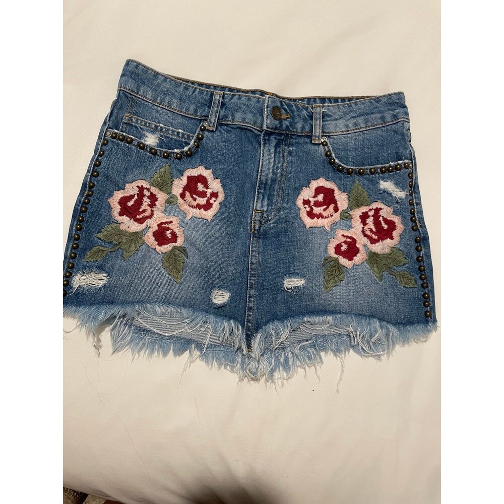 Free People Wild Rose Embroidered Mini
Denim Skirt - size 26